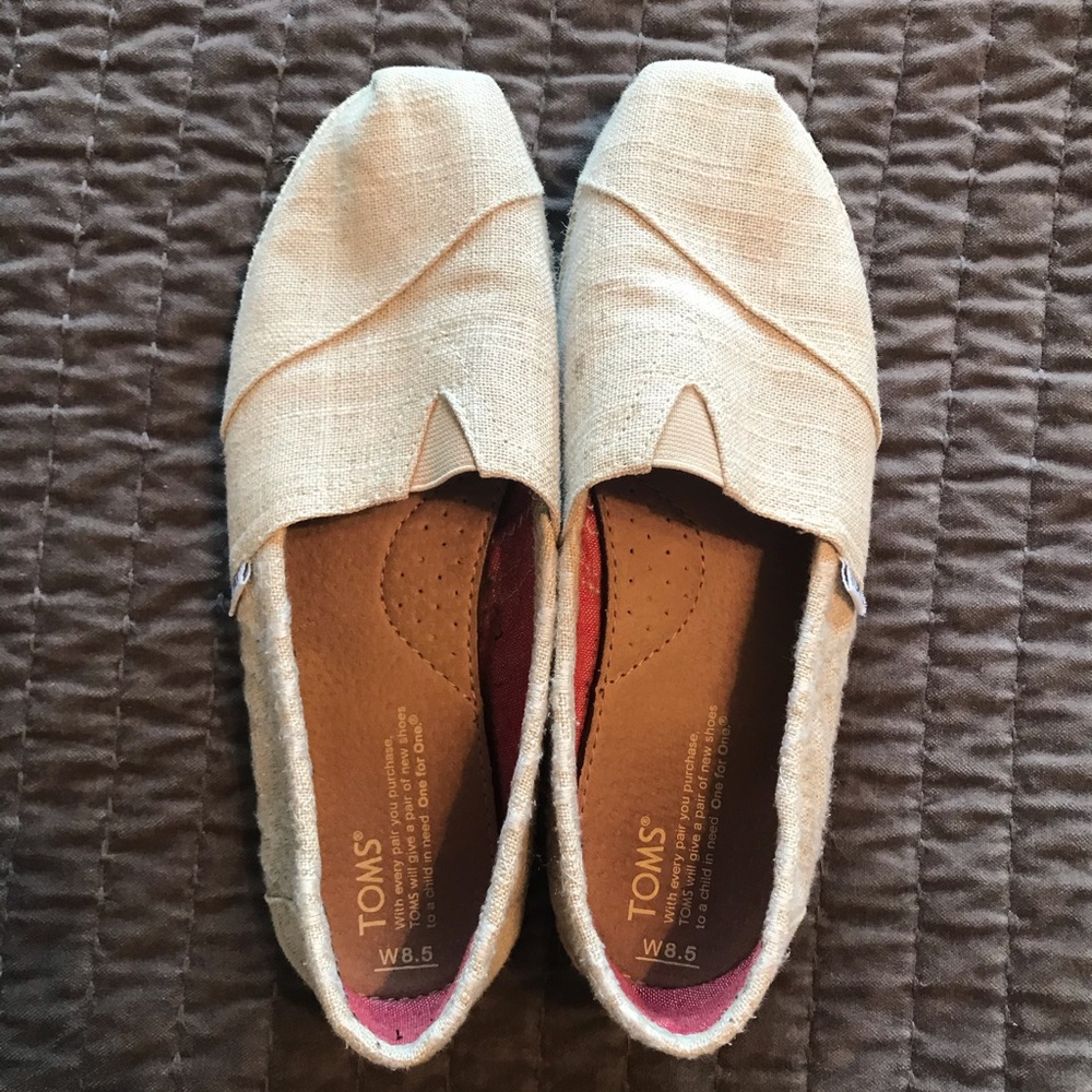 TOMS slip on canvas shoes